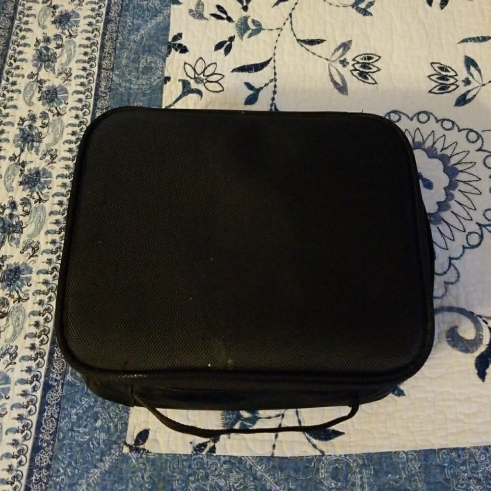 MAKW UP BAG